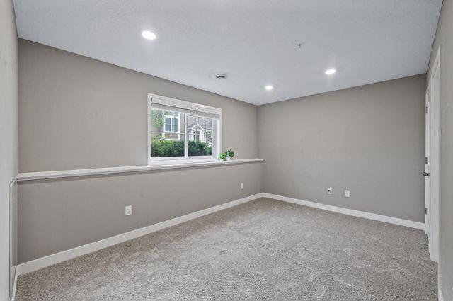 5040 93rd Lane N, Brooklyn Park, MN 55443