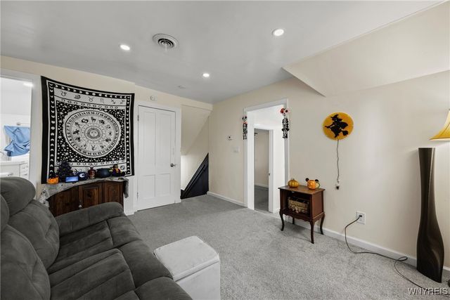 41 Hamilton Street, Buffalo, NY 14207