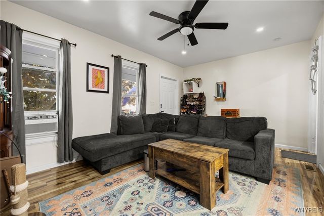 41 Hamilton Street, Buffalo, NY 14207