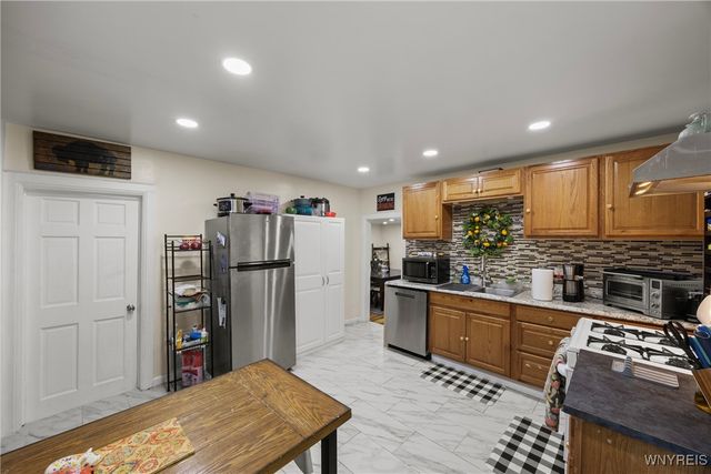 41 Hamilton Street, Buffalo, NY 14207