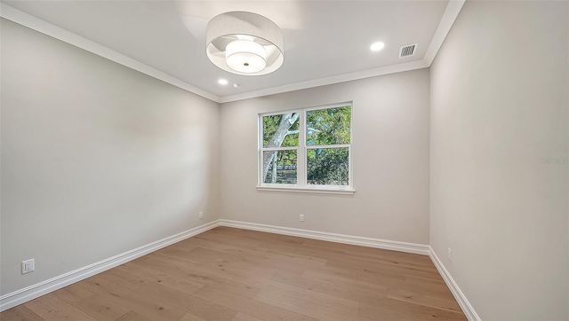 1850 WEBBER STREET, Sarasota, FL 34239