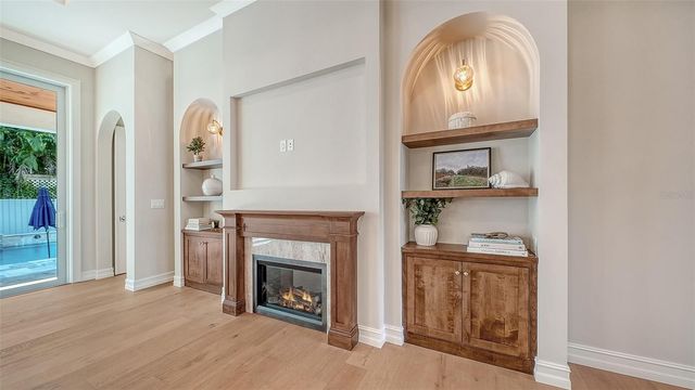 1850 WEBBER STREET, Sarasota, FL 34239