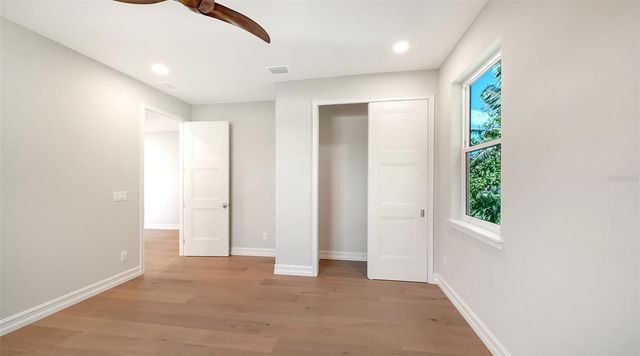 1850 WEBBER STREET, Sarasota, FL 34239