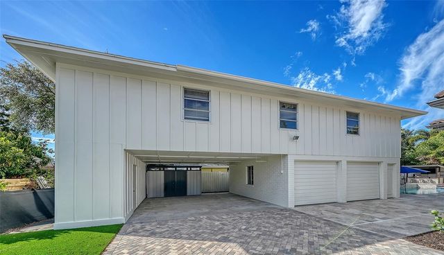 1850 WEBBER STREET, Sarasota, FL 34239