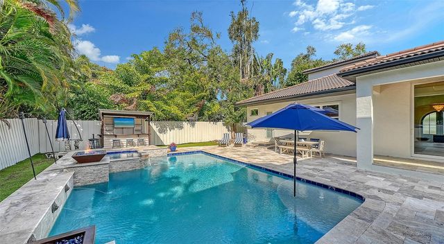 1850 WEBBER STREET, Sarasota, FL 34239