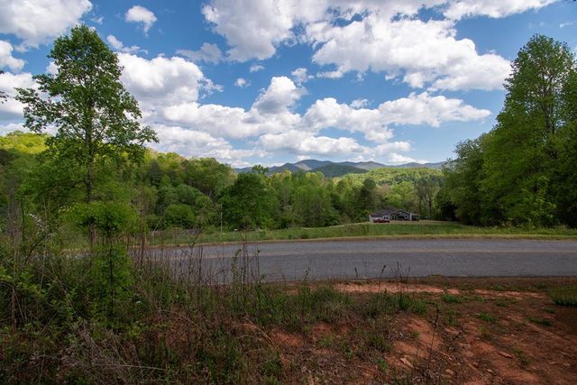 00 W Vineyard Road, Hayesville, NC 28904