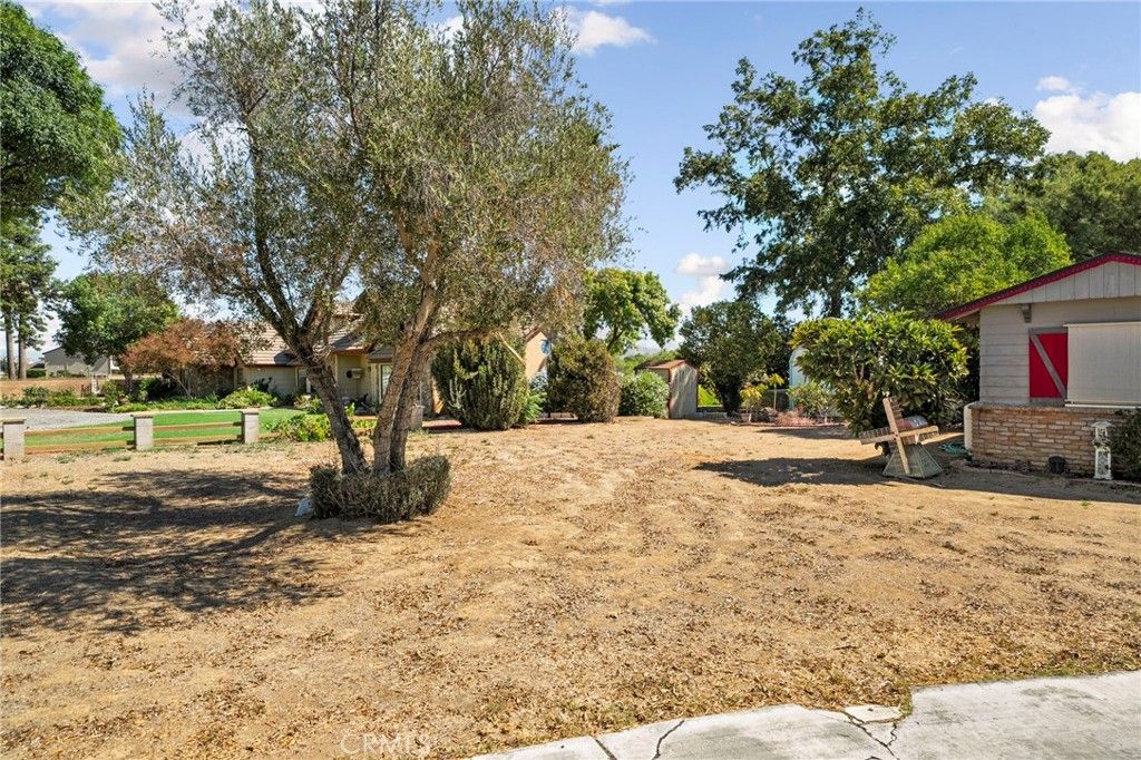 8170 Grapewin, Corona, CA 92880 — photo 5