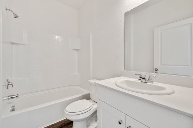 795 Yorkshire Drive, Lavon, TX 75166