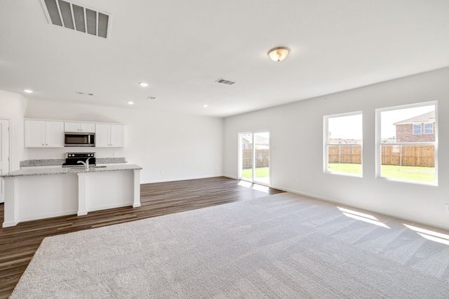 795 Yorkshire Drive, Lavon, TX 75166