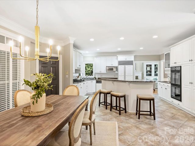 10841 Congressional Club Drive, Charlotte, NC 28277
