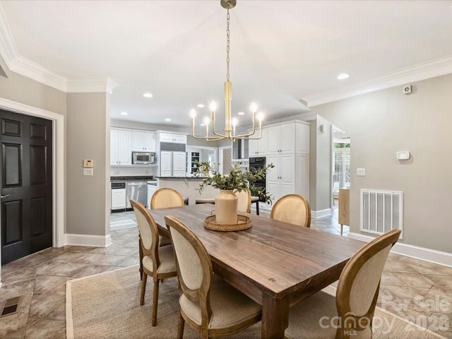 10841 Congressional Club Drive, Charlotte, NC 28277