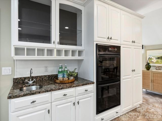 10841 Congressional Club Drive, Charlotte, NC 28277