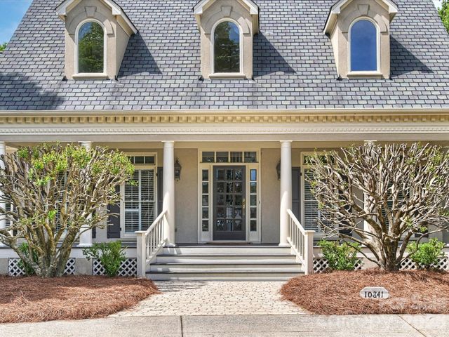 10841 Congressional Club Drive, Charlotte, NC 28277