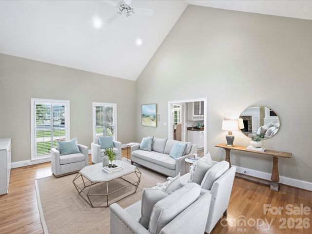 10841 Congressional Club Drive, Charlotte, NC 28277