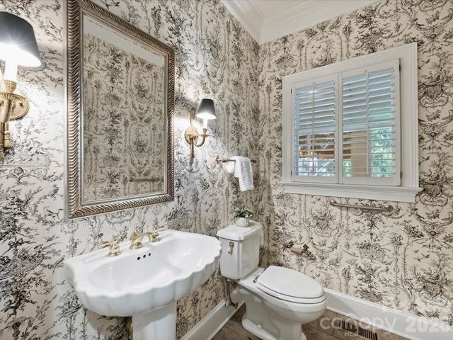 10841 Congressional Club Drive, Charlotte, NC 28277