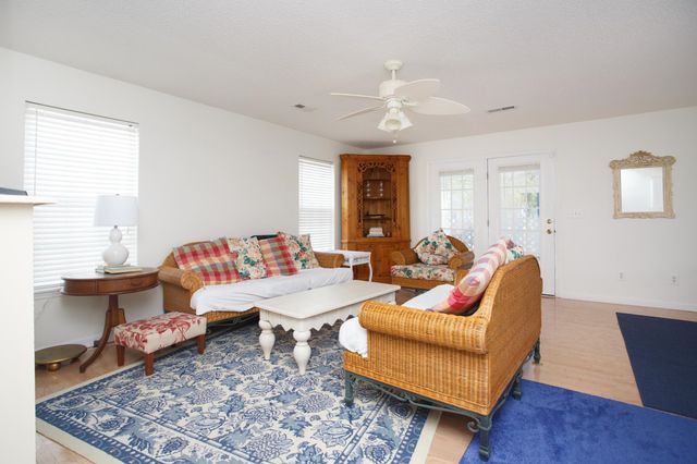 319 16th Ave. S, Surfside Beach, SC 29575