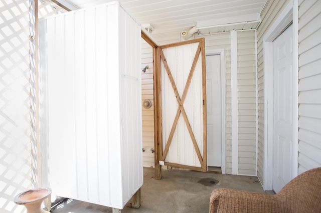 319 16th Ave. S, Surfside Beach, SC 29575