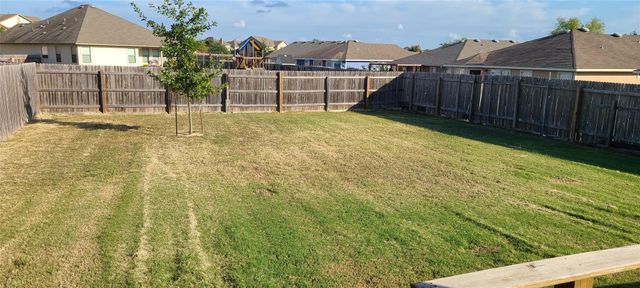 412 Drystone TRL, Liberty Hill, TX 78642