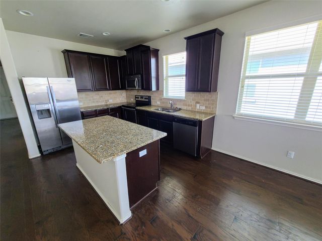 412 Drystone TRL, Liberty Hill, TX 78642