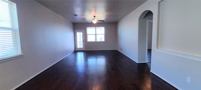 412 Drystone TRL, Liberty Hill, TX 78642