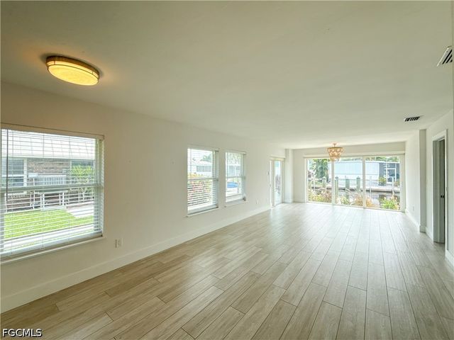 2846 Arbutus ST C2, Naples, FL 34112