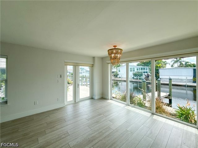 2846 Arbutus ST C2, Naples, FL 34112
