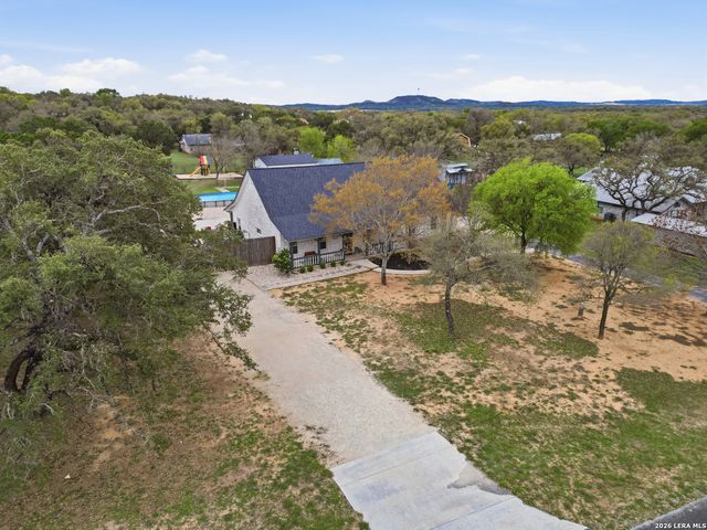 5374 Fallen Oak, Bulverde, TX 78163