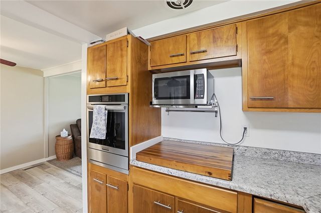 6136 Old Troy Pike, Huber Heights, OH 45424