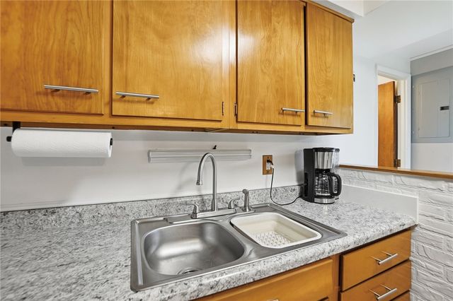 6136 Old Troy Pike, Huber Heights, OH 45424