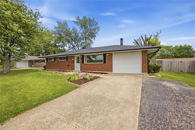 6136 Old Troy Pike, Huber Heights, OH 45424