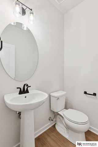 11021 N 162 Street, Bennington, NE 68007