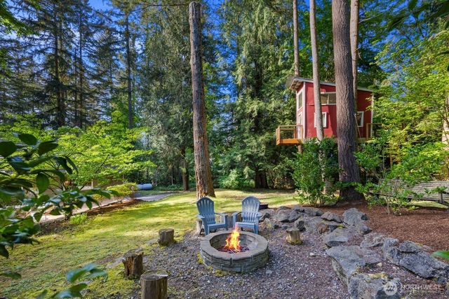 16464 239th Avenue SE, Issaquah, WA 98027