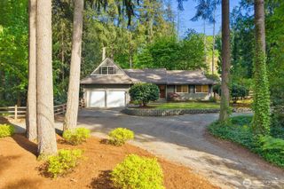 16464 239th Avenue SE, Issaquah, WA 98027