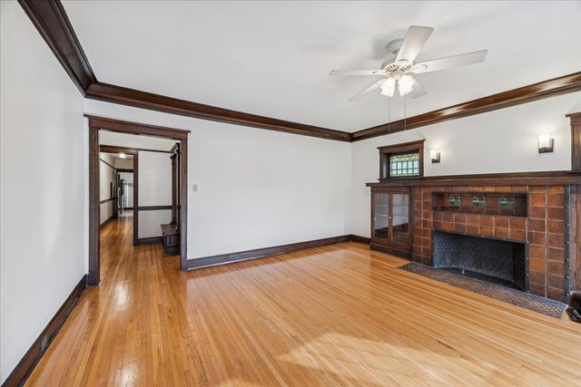 5902 W Midway Park Boulevard 2, Chicago, IL 60644