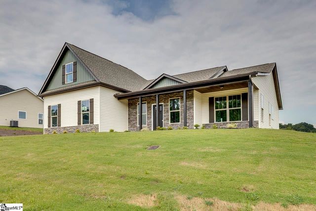 202 Old Glory Court, Pickens, SC 29671