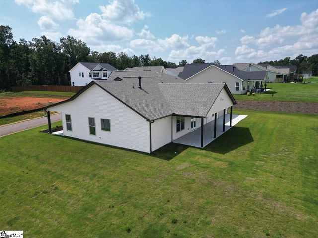 202 Old Glory Court, Pickens, SC 29671