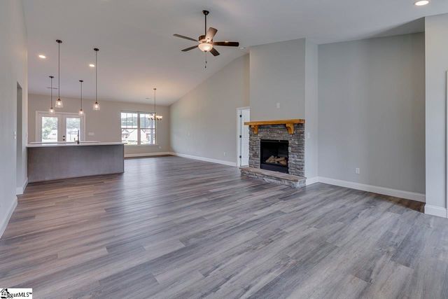 202 Old Glory Court, Pickens, SC 29671
