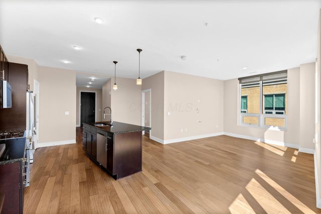 1145 N High Street, 302, Columbus, OH 43201