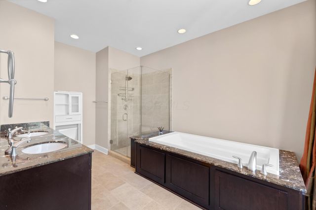 1145 N High Street, 302, Columbus, OH 43201