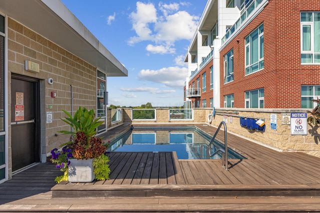 1145 N High Street, 302, Columbus, OH 43201