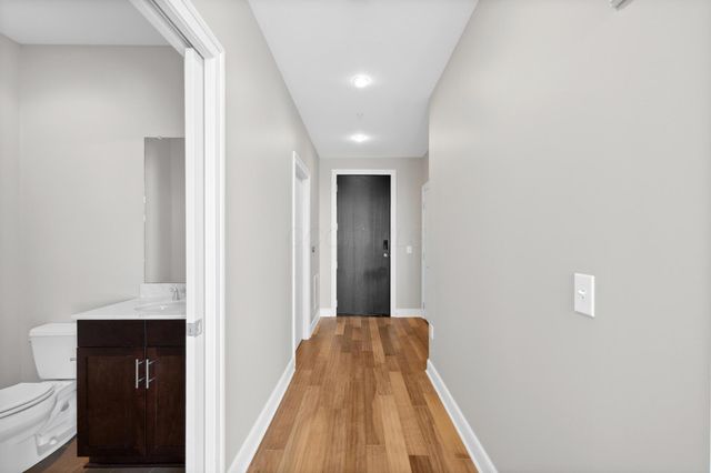 1145 N High Street, 302, Columbus, OH 43201