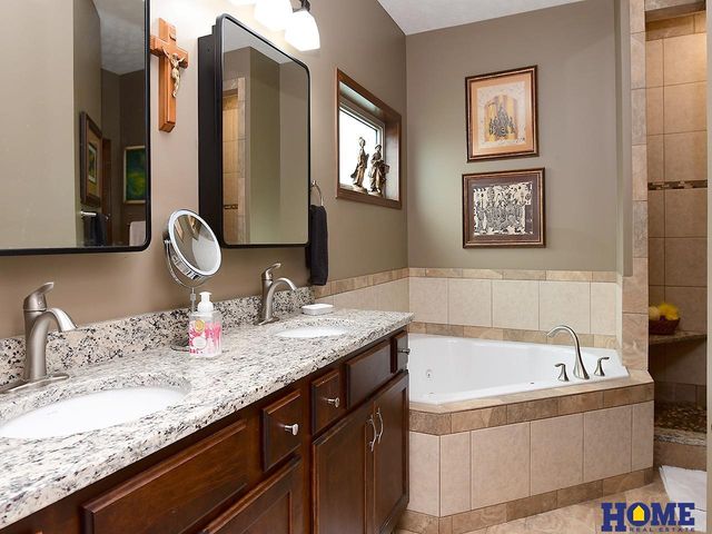 1314 N 95th Street, Lincoln, NE 68505