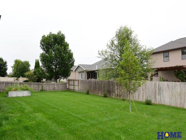 1314 N 95th Street, Lincoln, NE 68505