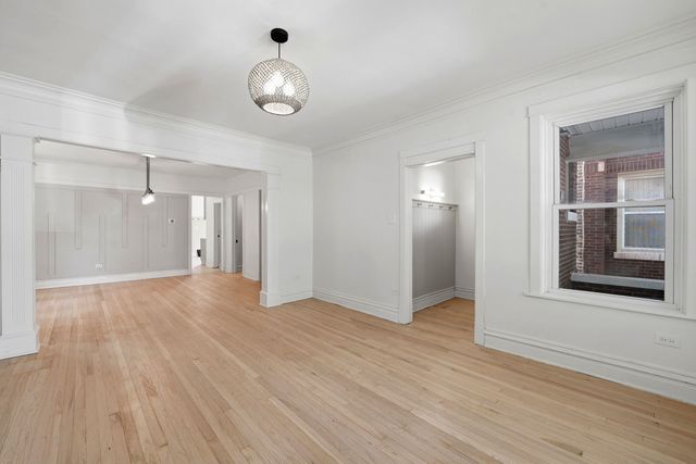 1506 N Lotus Avenue, Chicago, IL 60651