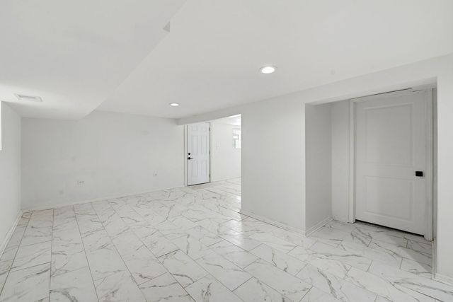 1506 N Lotus Avenue, Chicago, IL 60651