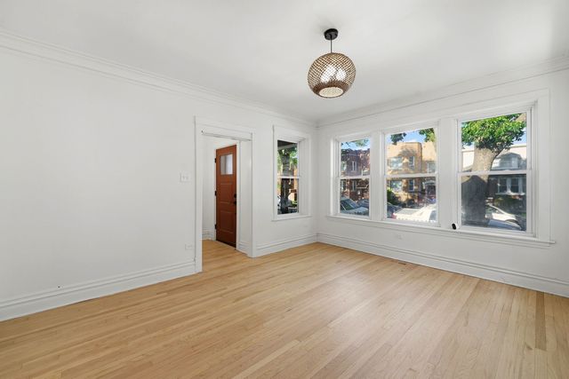 1506 N Lotus Avenue, Chicago, IL 60651