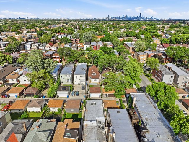 1506 N Lotus Avenue, Chicago, IL 60651