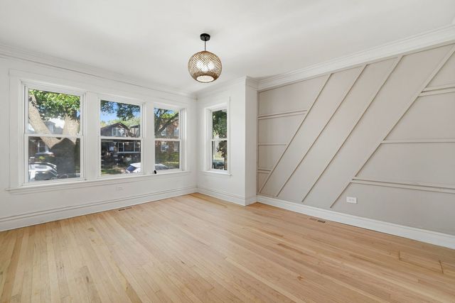1506 N Lotus Avenue, Chicago, IL 60651