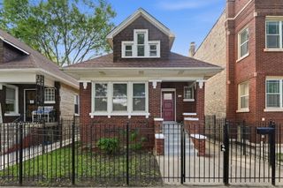 1506 N Lotus Avenue, Chicago, IL 60651