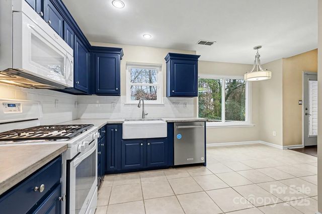 7625 Nicolette Court, Charlotte, NC 28215